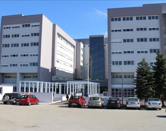 U UKC tvrde da problema nema , pacijenti se žale