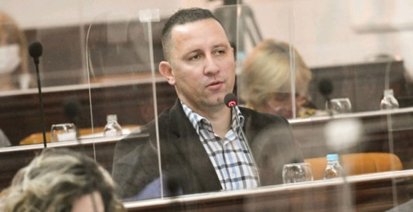 Svađa oko UKC-a, Saša Lazić udaljen sa sjednice