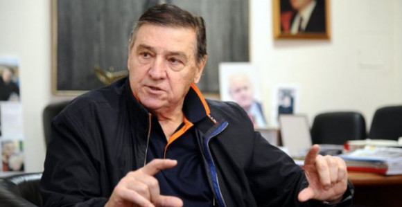 Milutin Mrkonjić u teškom stanju, bore mu se za život
