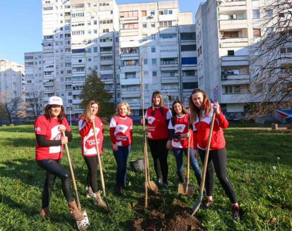 Жене СПС: Подршка акцији јесење садње