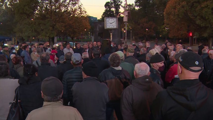 Borci nezadovoljni: Vlada kontroliše boračka udruženja