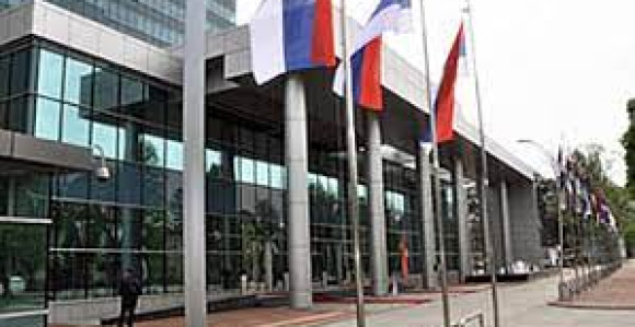 Влада саопштила данас: Понедељак нерадни дан
