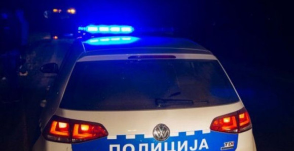 Kamion sletio u kanal na putu Banjaluka-Prijedor