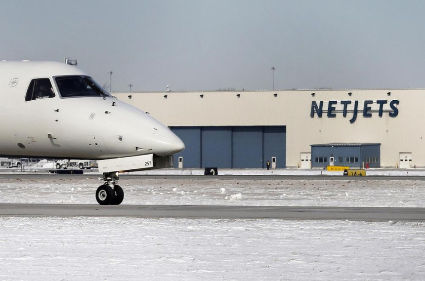 Ovo je Đokovićev privatni avion - Sve puca od luksuza