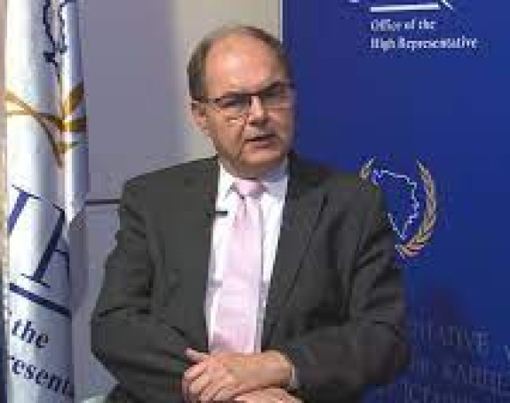 Amerika snažno podržava visokog predstavnika u BiH