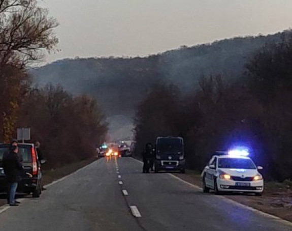 Jutros "zabranjena zona" oko fabrike u Leštanima
