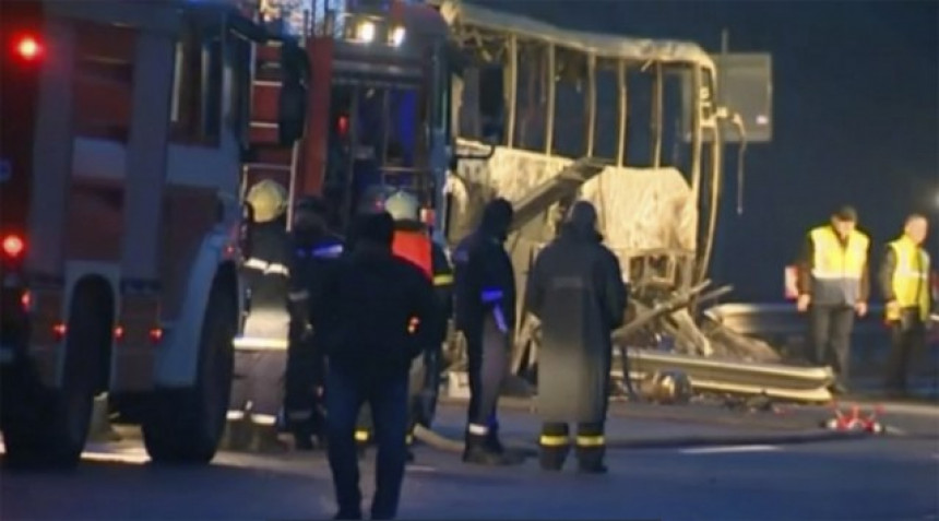 Kraj obdukcije: Putnici autobusa su živi izgorjeli