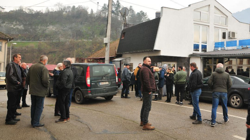 Protest građana u Višegradu zbog blokade grada