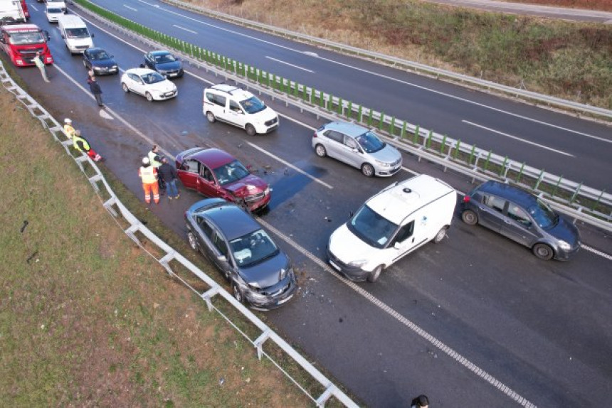 Sudar na auto-putu Miloš Veliki, ima povrijeđenih