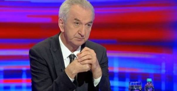 Šarović: Nismo na strani politike koja vodi u ambis