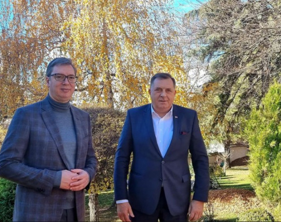 Predsjednik Vučić se u Beogradu sastao sa Dodikom