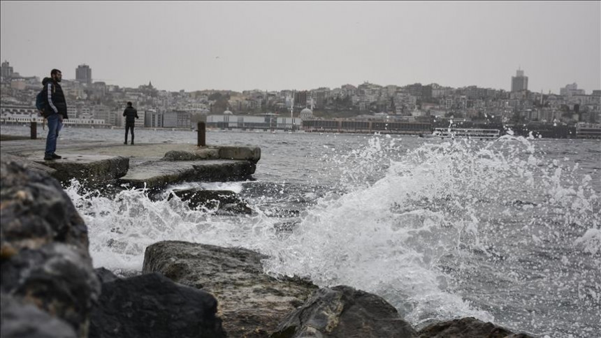 Snažna oluja pogodila Istanbul, ima mrtvih