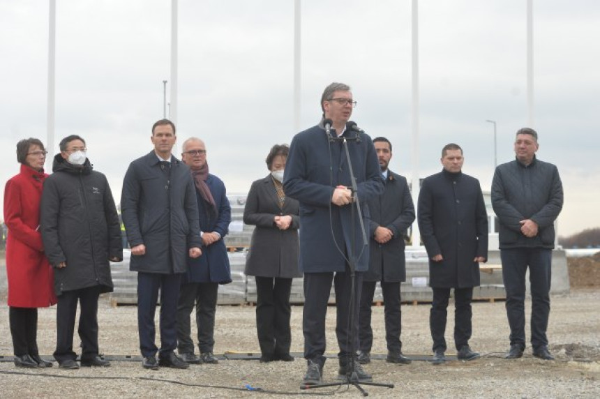 Čini mi se da ću potpisati Zakon o eksproprijaciji