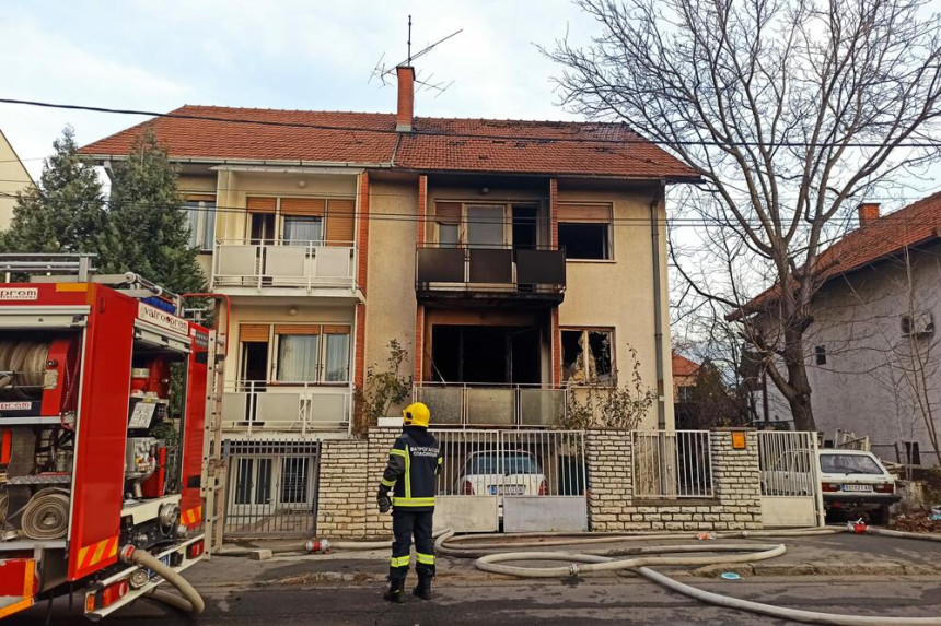 Veliki požar u Zemunu: Jedna osoba nastradala