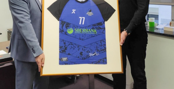 Sberbank a.d. Banja Luka podržala sportsku priču rukometnog asa Mladena Bojinovića