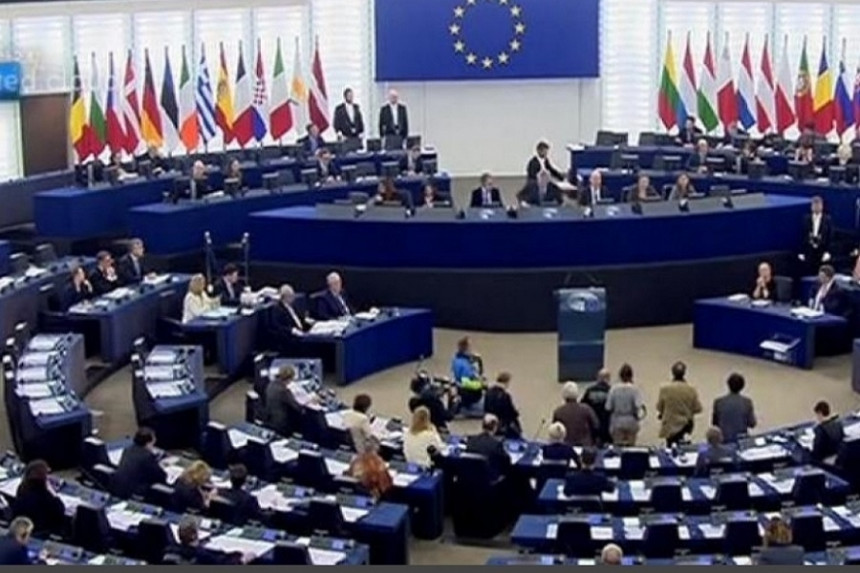 ЕУ треба увести чврсте санкције Милораду Додику и другима