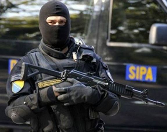 U toku pretresi na sedam lokacija u Sarajevu i Konjicu