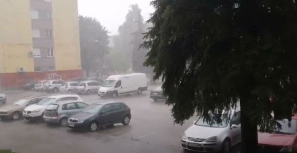 Na snazi i crveni, narandžasti i žuti alarm