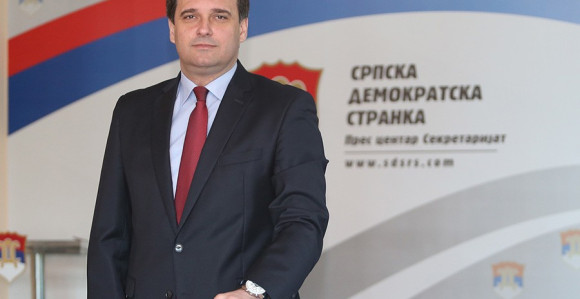 Svaka velika afera povezana je sa vrhom vlasti