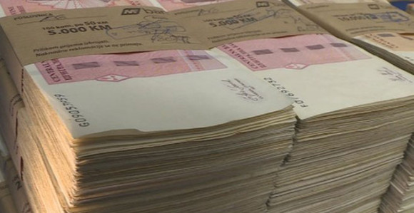 Neće biti novca za one koji urušavaju institucije BiH