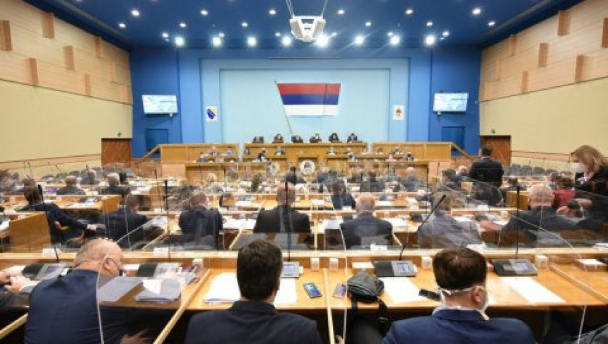 Narodna skupština usvojila zaključke, na glasanje stigao i  Nedeljko Čubrilović