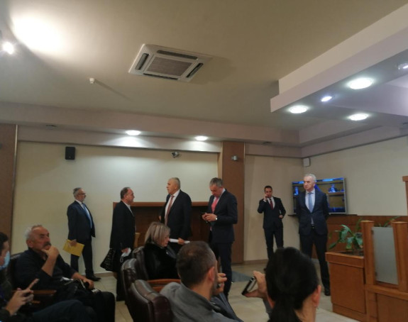 Додикови мисионари без успјеха, опозиција била сложна