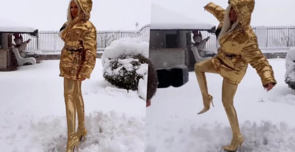 Karleuša se valjala po snijegu u crvenim tangama!?