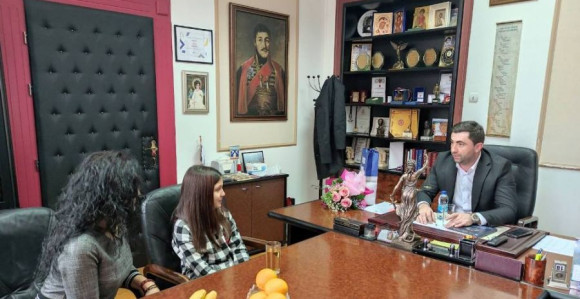 Пријем за младу умјетницу код градоначелника