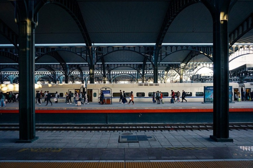 Srbin u Nemačkoj naplaćivao WC putnicima na stanici pa priveden!