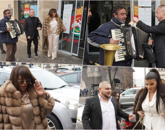 Đani oženio mlađeg sina pa kitio muzičare!