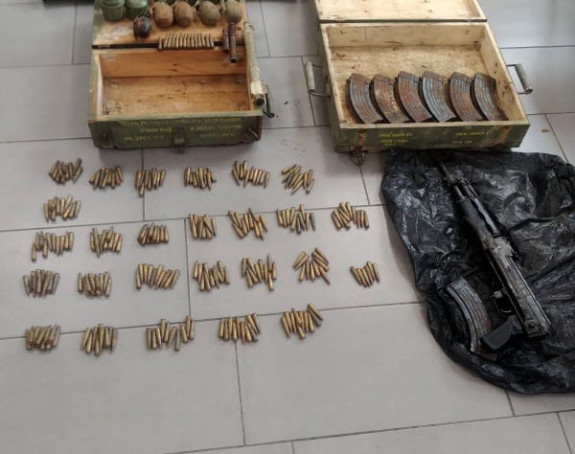 Pretres u Doboju: Pronađena veća količina oružja