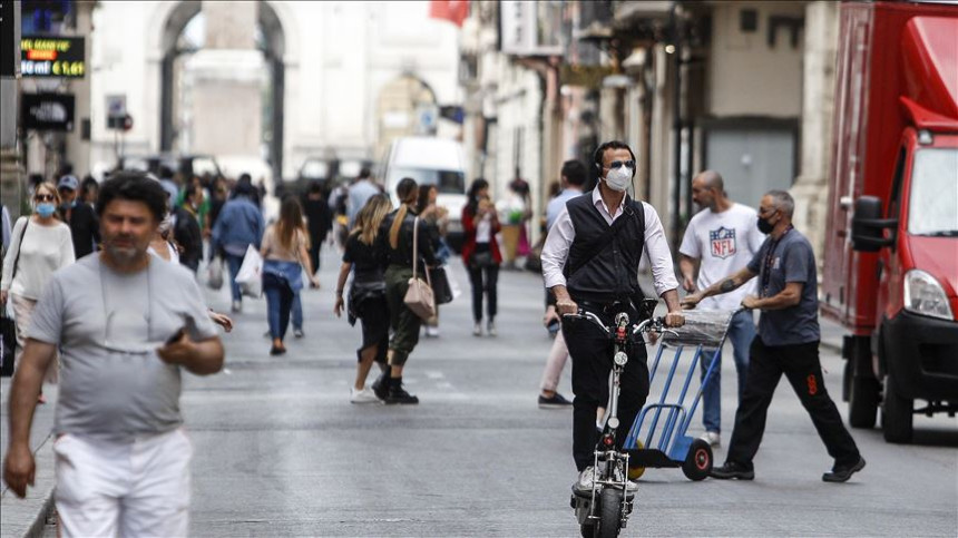 Italija: Razmatraju se nove anti-kovid mjere za praznike