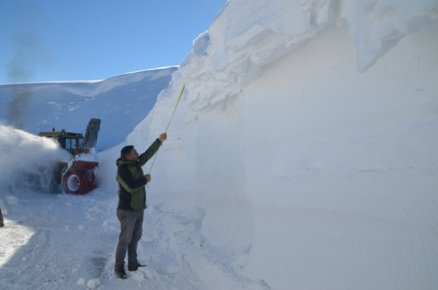 Турска: Висина сњежног покривача и до четири метра