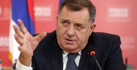 Opet "nova" priča: Žao mi je Šmita, dobra je osoba