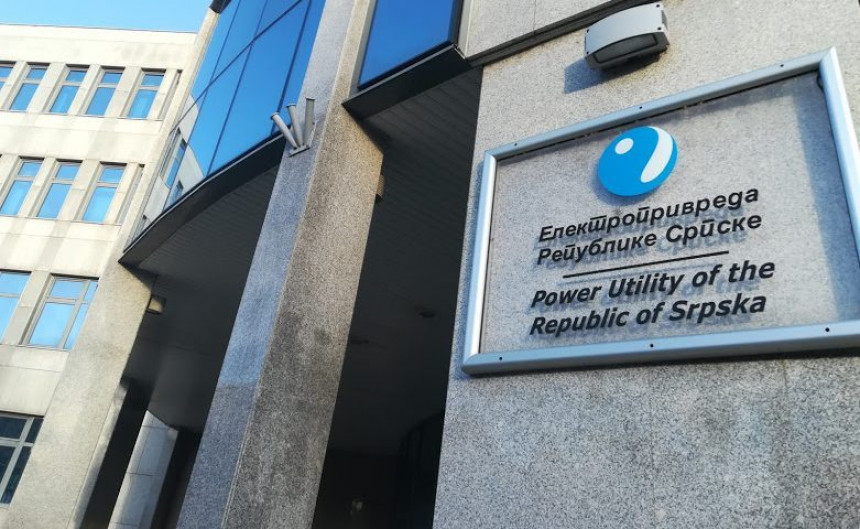 Preispitati odluku o povećanju cijene električne energije