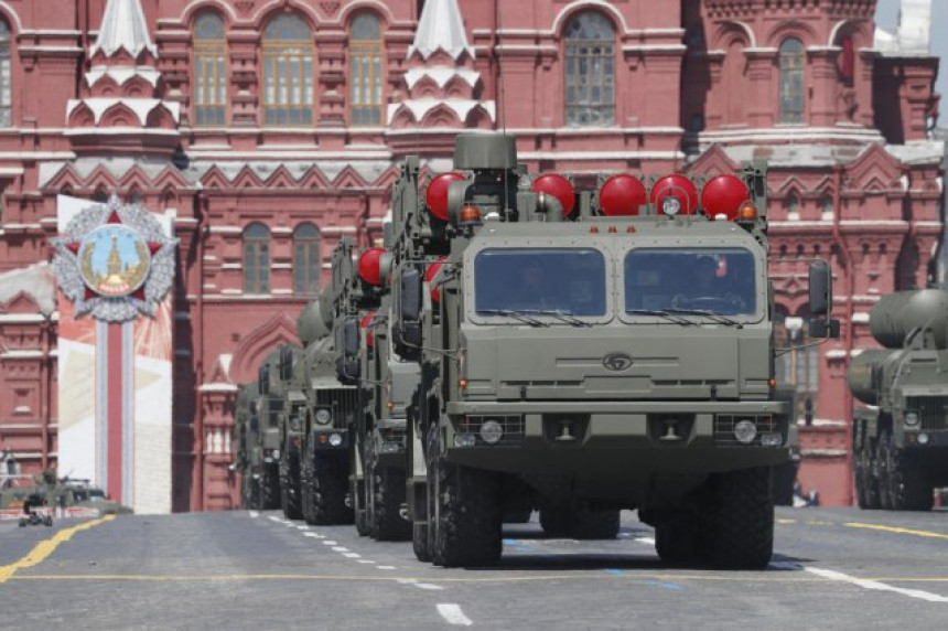 "Zapad mora da pruži čvrste garancije Rusiji"
