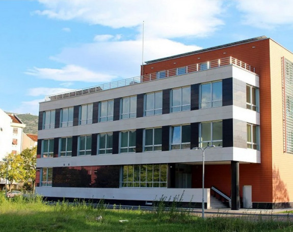 РЕРС РС - сигурна кућа за партијске кадрове