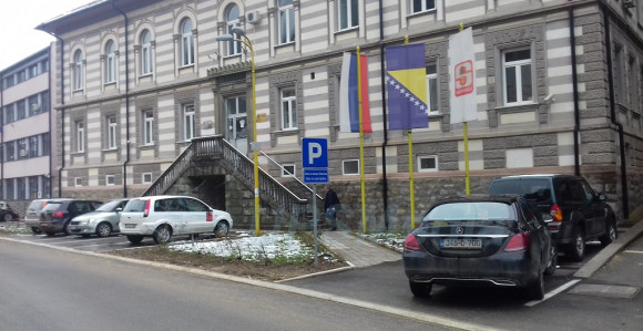 Stranački problemi: SNSD sam sebe poslao u opoziciju