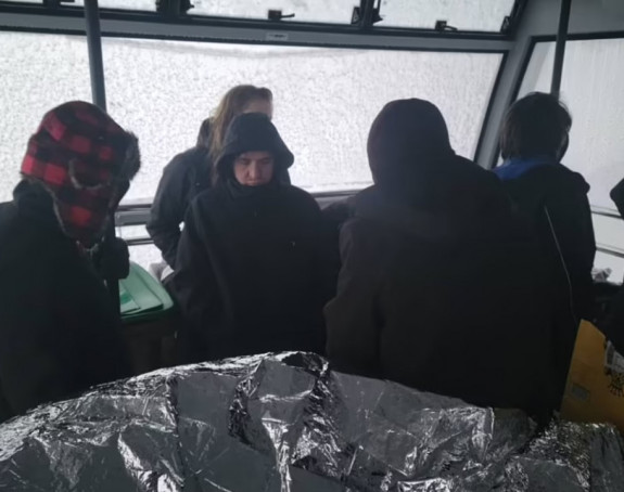 Zbog kvara novu godinu dočekali u kabini žičare