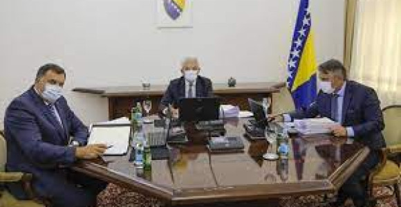 Raskošno Predsjedništvo BiH: Za poklone kupovali i zlato!