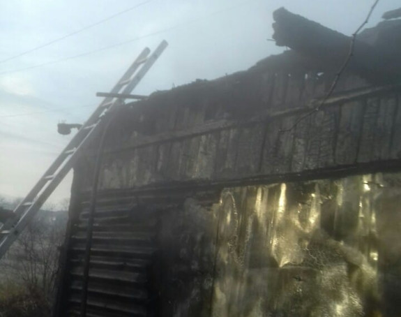 Jedno lice lakše povrijeđeno u požaru šupe