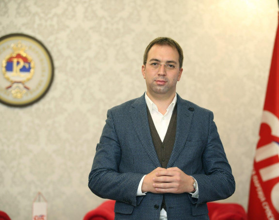 Божићне дане проведите у миру, здрављу и весељу