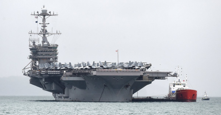 Čuveni američki nosač aviona plovi Jadranskim morem