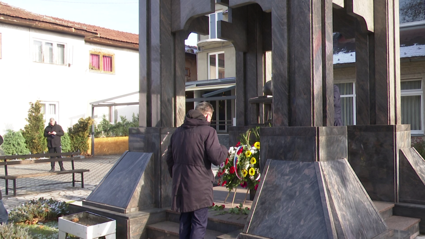 Obilježavanje Dana Republike Srpske u Loparama