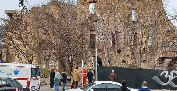 Mostar: Poginuo u ruševini tragajući za željezom