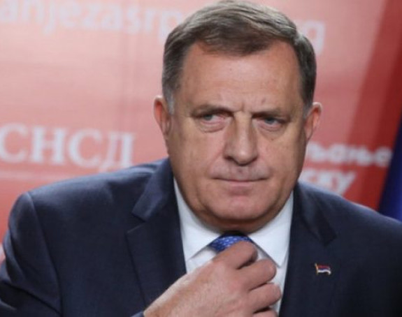 Додик понизно тражи састанак са канцеларом Шолцом