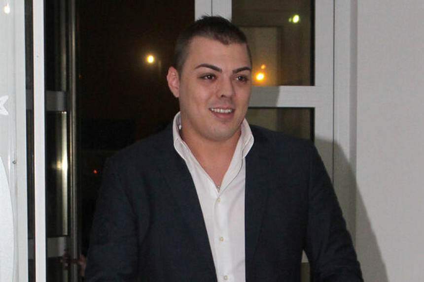 Sloba Vasić osuđen zbog nasilja nad devojkom izjavio: Ne osećam se kriv!