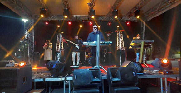 Uz kuvano vino i muziku dočekana Nova godina