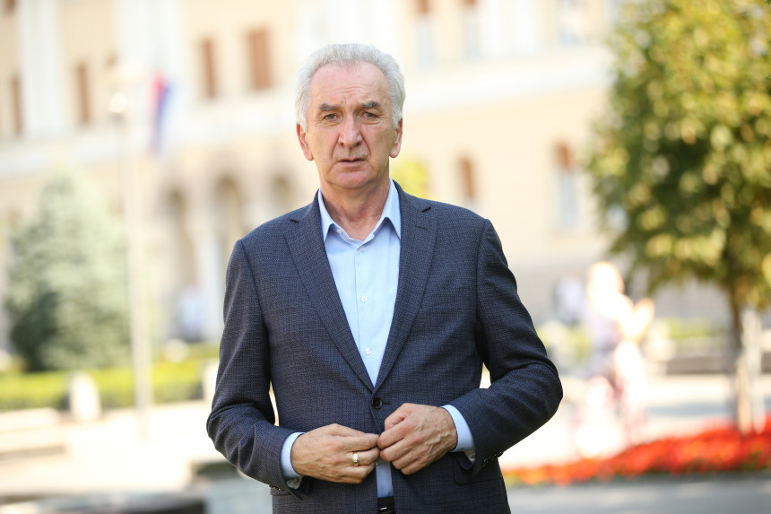 Ako ne reagujemo žestoko SNSD će privatizovati HET