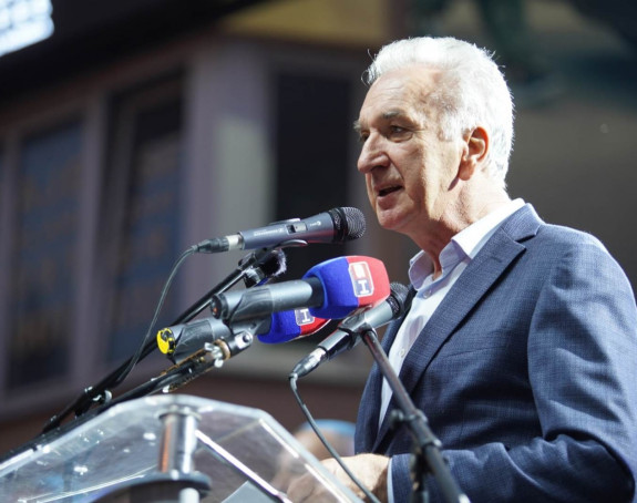 Šarović Dodiku: Bahatim napadima upravo dokazuješ svoju nemoć